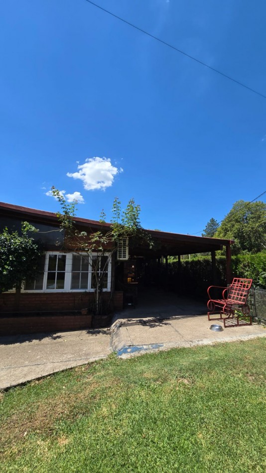 CASA DE ESTILO COLONIAL ESPAÑOL-MOLINARI